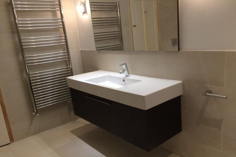 Bathroom Renovation Kilburn London – Installation Services