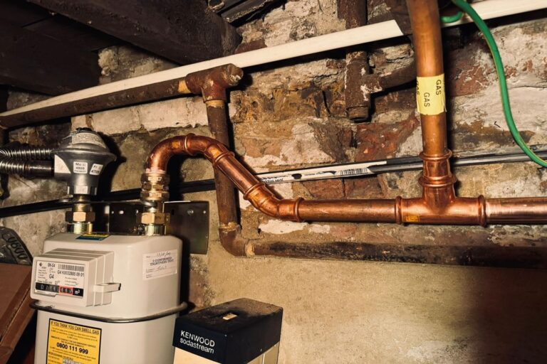 Professional Gas Pipe Installation in Kilburn, London